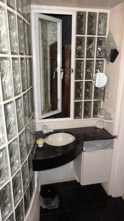 Casa Amarela Guesthouse ラゴス 部屋 写真