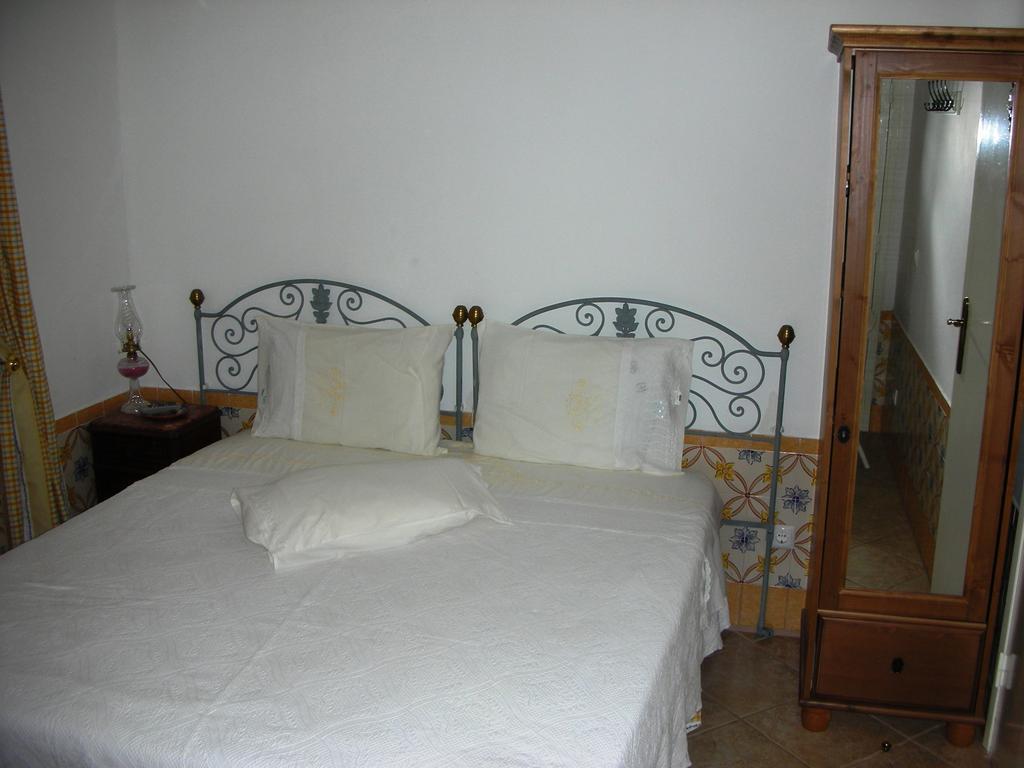 Casa Amarela Guesthouse ラゴス 部屋 写真