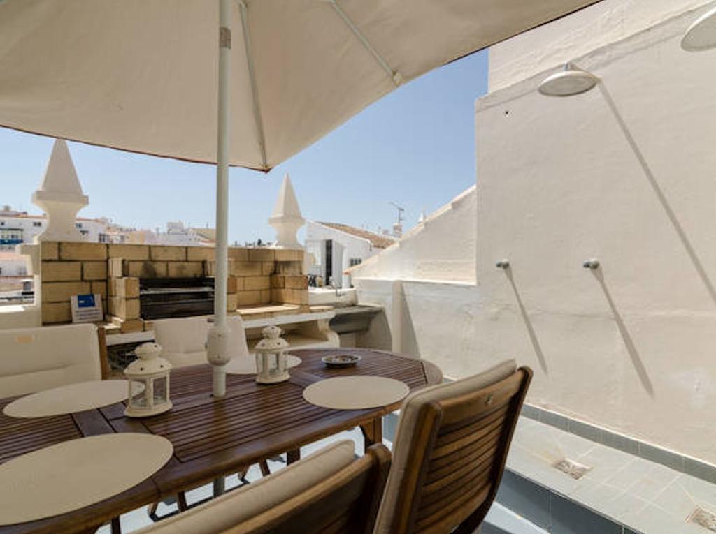 Casa Amarela Guesthouse ラゴス エクステリア 写真