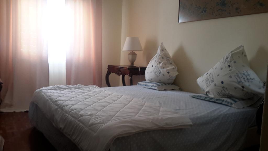 Casa Amarela Guesthouse ラゴス エクステリア 写真